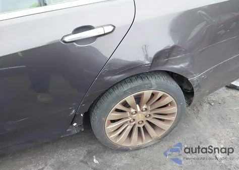 2015 Cadillac Cts Luxury z USA, uszkodzony, nr VIN 1G6AX5S33F0116695